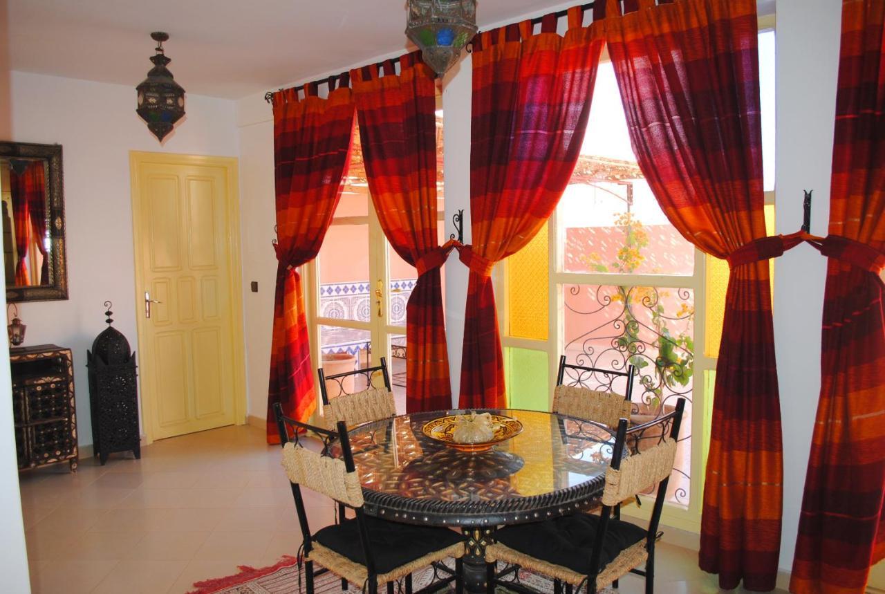 Appartement Anatim Варзазат Екстериор снимка