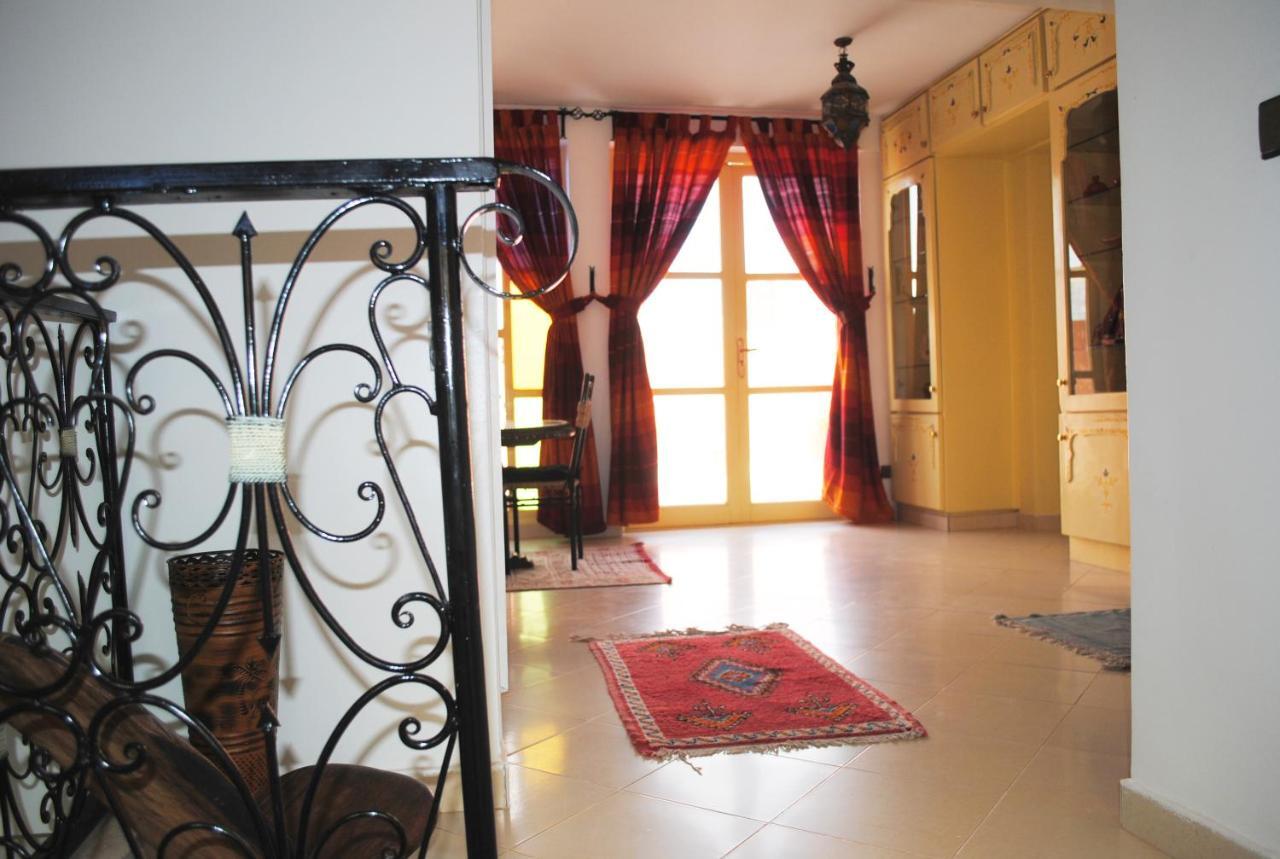 Appartement Anatim Варзазат Екстериор снимка
