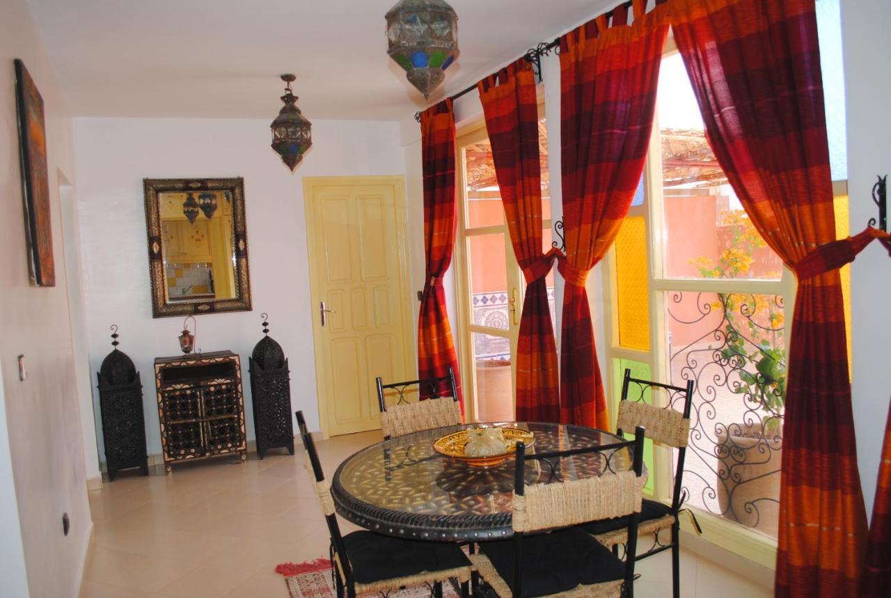 Appartement Anatim Варзазат Екстериор снимка