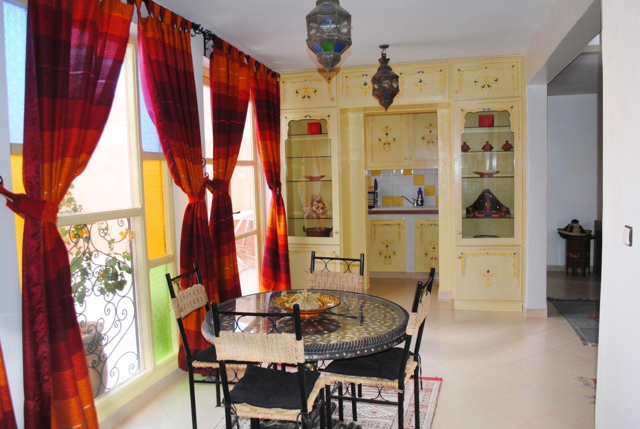 Appartement Anatim Варзазат Екстериор снимка